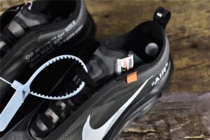 airmax97OW_7_21ed844e-3abf-4f93-8d2c-e2ec1b2b1959.jpg