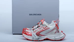 balenciaga-3xl-white-red-10.webp