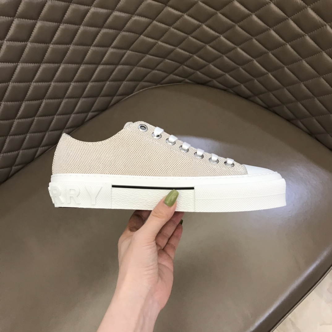burberry-cotton-sneaker-2-7.jpg