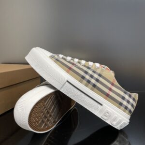 burberry-cotton-sneaker-4.jpg