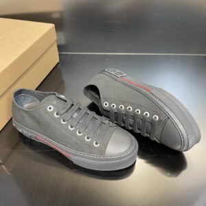 burberry-cotton-sneaker-5-5.jpg