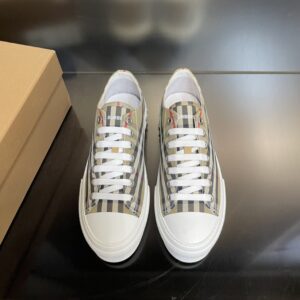 burberry-cotton-sneaker-6.jpg