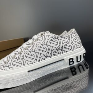 burberry-cotton-sneaker-6-4.jpg