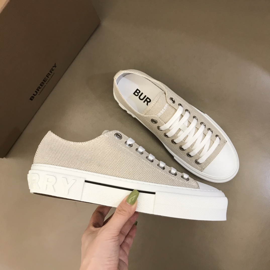burberry-cotton-sneaker-6-7.jpg