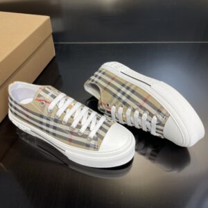 burberry-cotton-sneaker-7.jpg