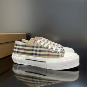 burberry-cotton-sneaker-8.jpg