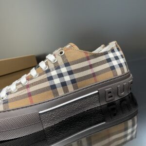 burberry-cotton-sneaker-9-1.jpg