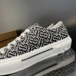 burberry-cotton-sneaker-9-2.jpg