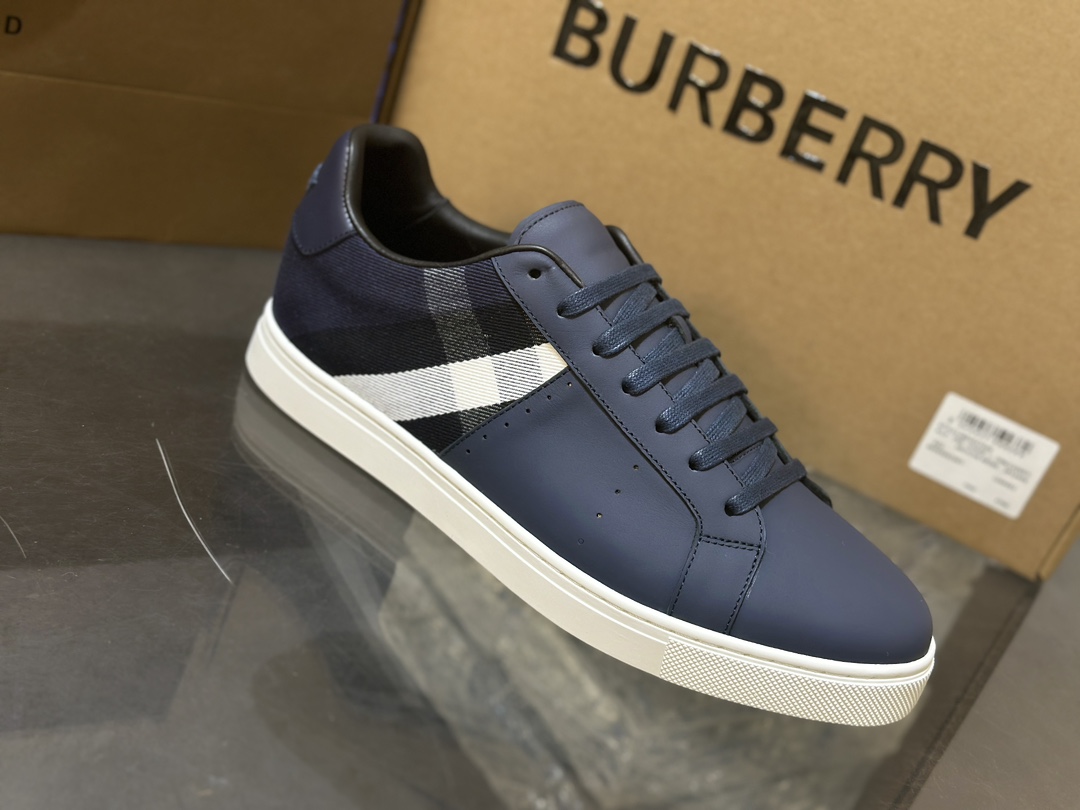 burberry-sneaker-2-2.jpg