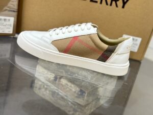 burberry-sneaker-4-1.jpg