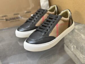 burberry-sneaker-5-3.jpg