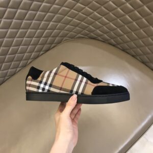 burberry-sneaker-5.jpg