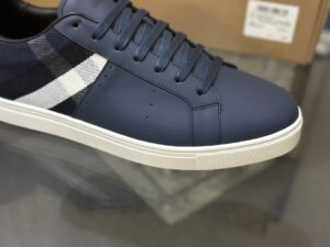 burberry-sneaker-8-2.jpg