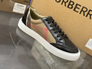 burberry-sneaker-8-3.jpg