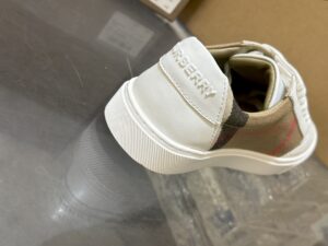 burberry-sneaker-9-1.jpg