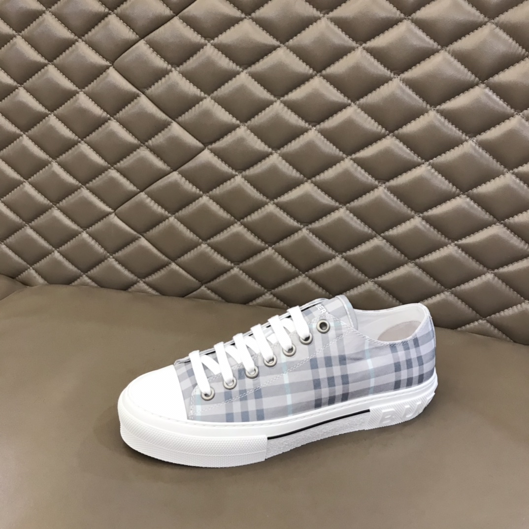 burberry-sneakers-5-2.jpg