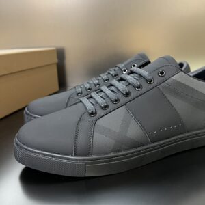 burberry-sneakers-6-9.jpg