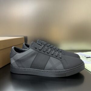 burberry-sneakers-8-9.jpg