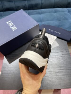 dior-b22-2.jpg