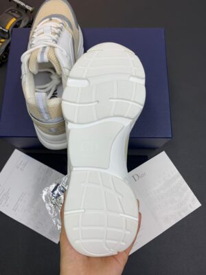 dior-b22-cream-9.jpg