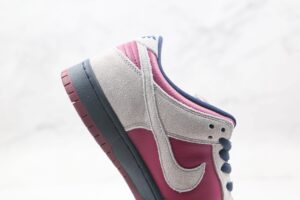 dunkstmospheregrey_7-scaled-1.jpg