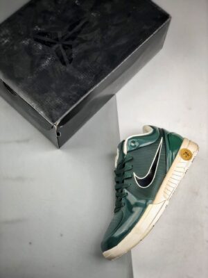 kobe-4-bucks-9.jpg