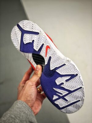 kobe-4-phoenix-suns-7.jpg
