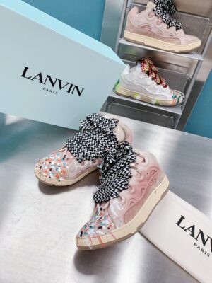 lanving-curb-sneaker-3-5.jpg