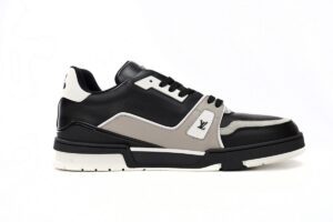 lv-trainer-1-7.jpg