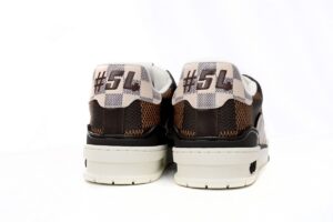 lv-trainer-8-3.jpg