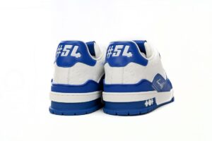 lv-trainers-2-2.jpg