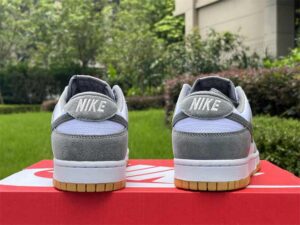 nike-dunk-smoke-grey-1.jpg