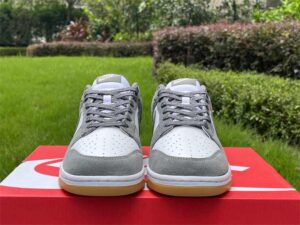 nike-dunk-smoke-grey-6.jpg