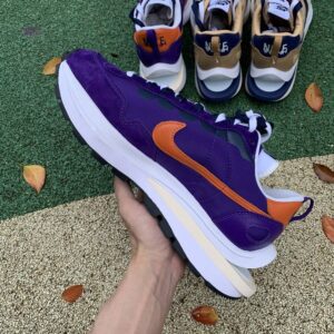 sacai_3_8f5ba981-72e0-4923-a15a-681b71ec4679.jpg
