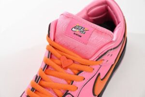 sb-dunks-powerpuff-3.jpg