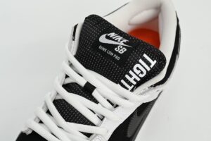 sbdunk-tightbooth-5.jpg