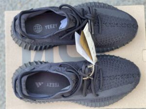 yeezy-boost-350-onyx-1-1.jpg