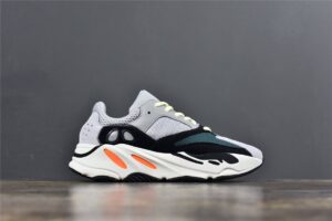 yeezyboost700waverunner_4.jpg