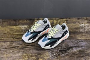 yeezyboost700waverunner_8.jpg