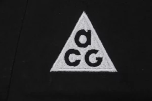 ACG-Gore-Tex-Technical-Hooded-Shell-Jacket-Black7.jpeg.webp