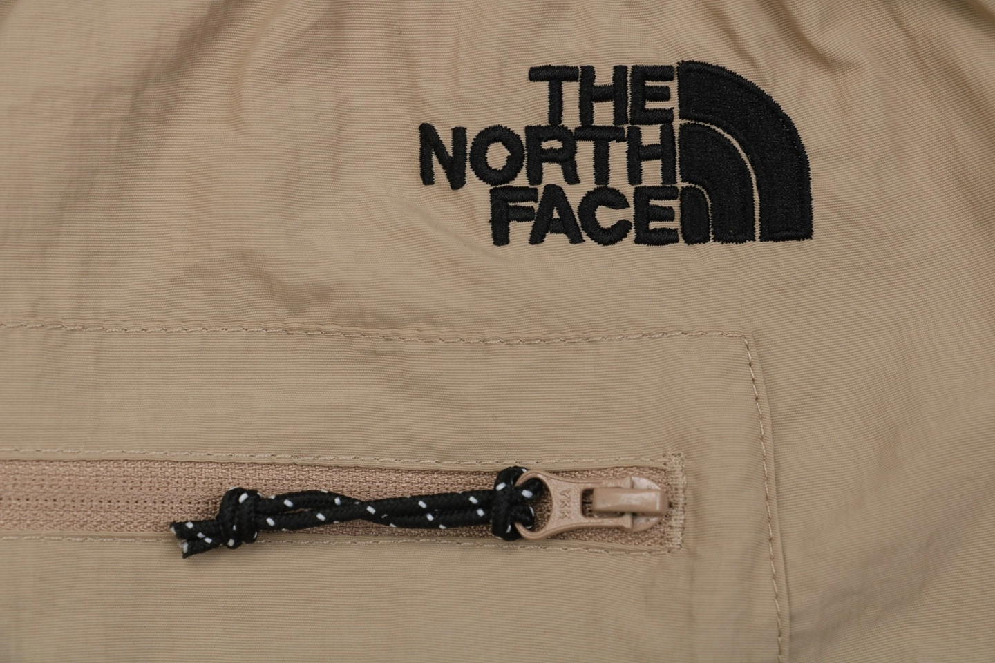 TNF-Pocket-Logo-Utility-Shorts2.jpeg.webp