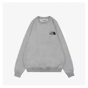The-North-Face-Logo-Box-Graphic-Crewneck-Sweatshirt4.jpeg.webp