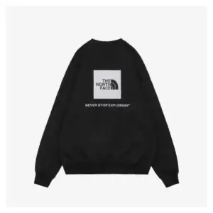 The-North-Face-Logo-Box-Graphic-Crewneck-Sweatshirt6.jpeg.webp