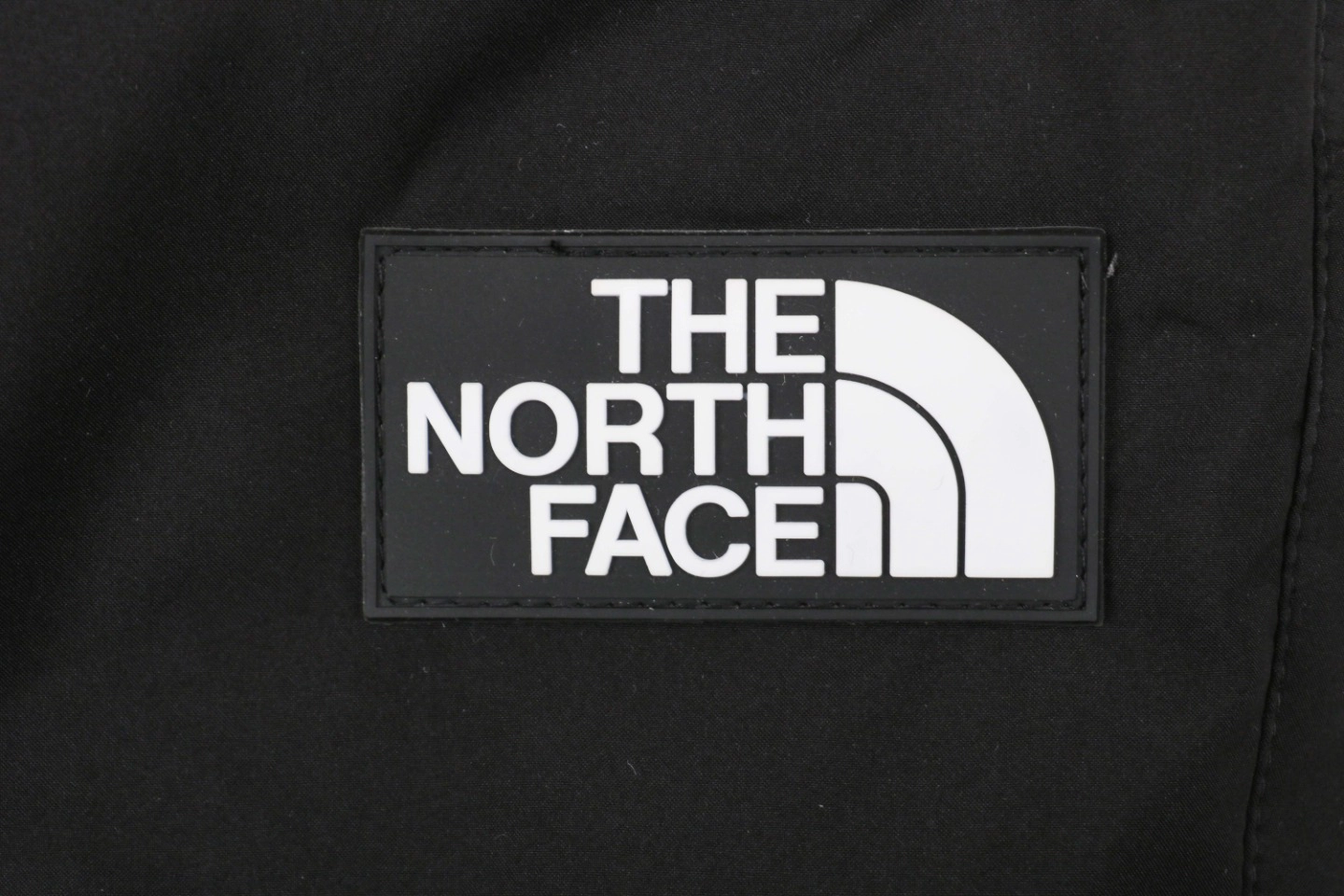 The-North-Face-Small-Logo-Heat-Sealed-Pocket-Down-Pants6.jpg.webp