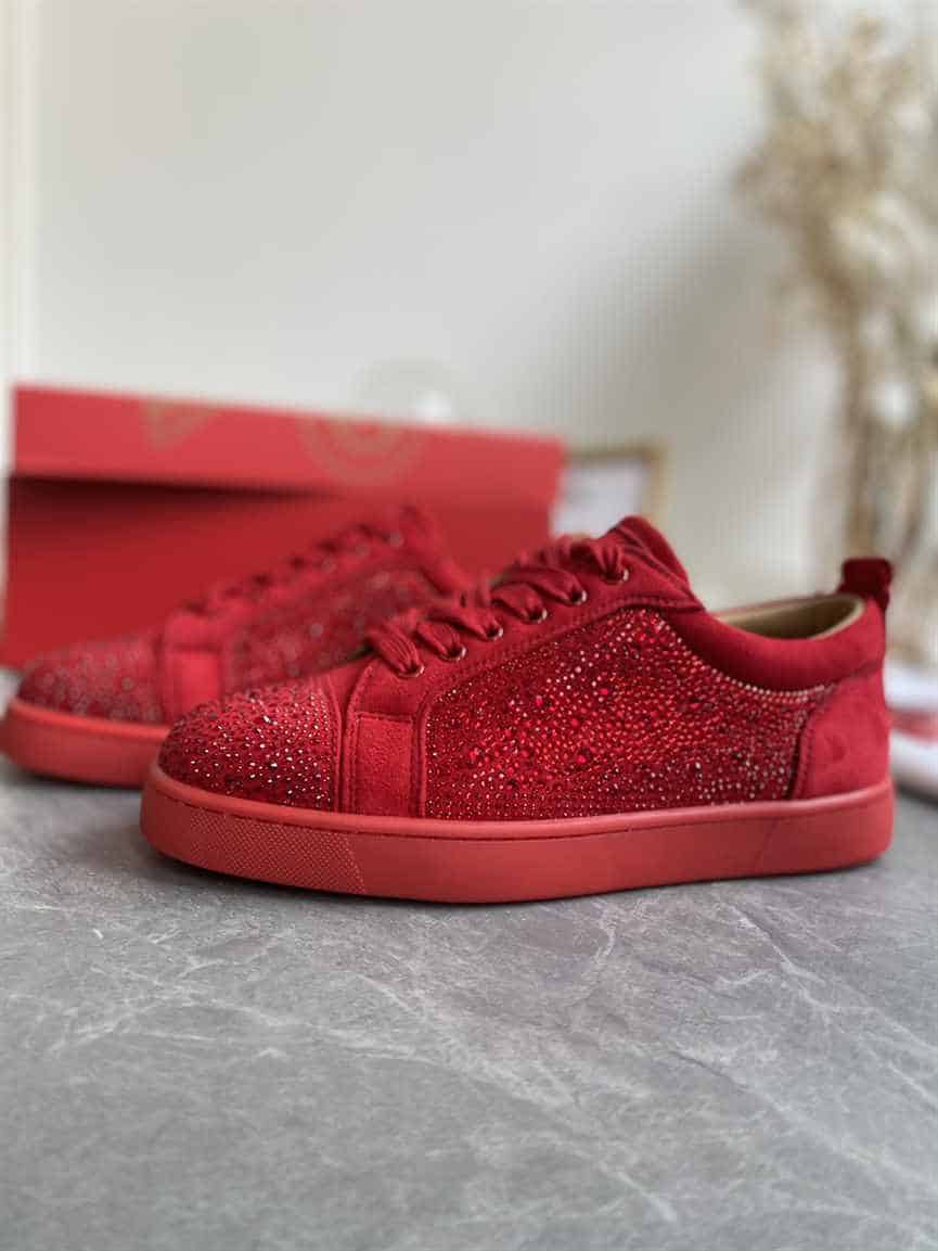 CHRISTIAN LOUBOUTIN LOW TOP SNEAKER