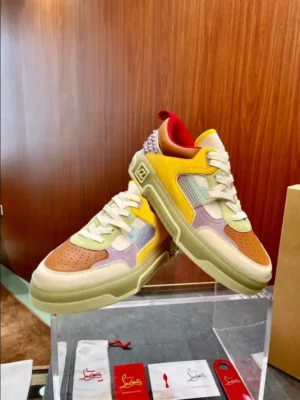 CHRISTIAN-LOUBOUTIN-ASTROLOUBI-SNEAKER-CL171-3.webp