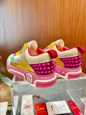 CHRISTIAN-LOUBOUTIN-ASTROLOUBI-SNEAKER-CL173-6.webp