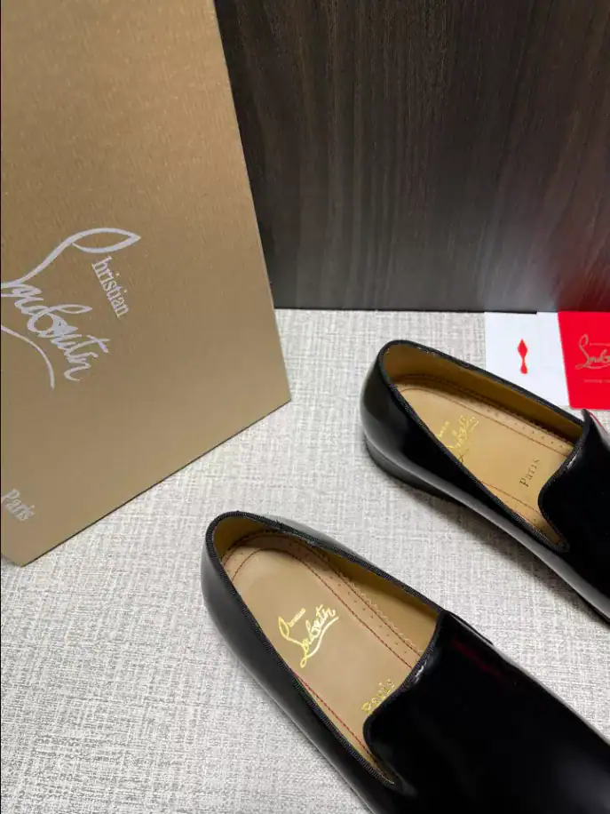 CHRISTIAN-LOUBOUTIN-DANDELION-IN-BLACK-LDC007-5.webp
