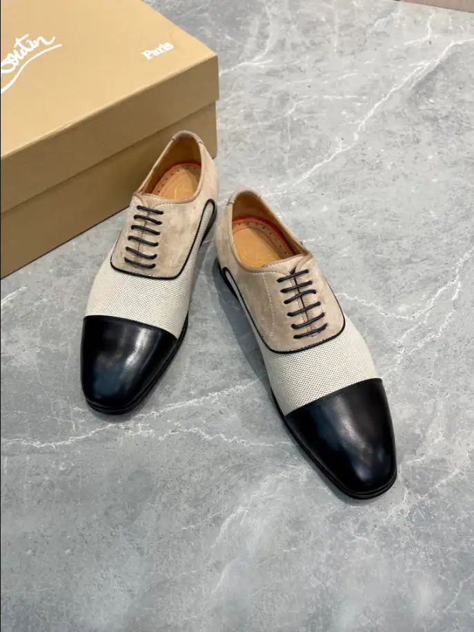 CHRISTIAN-LOUBOUTIN-GREGGO-LDC018-2.webp