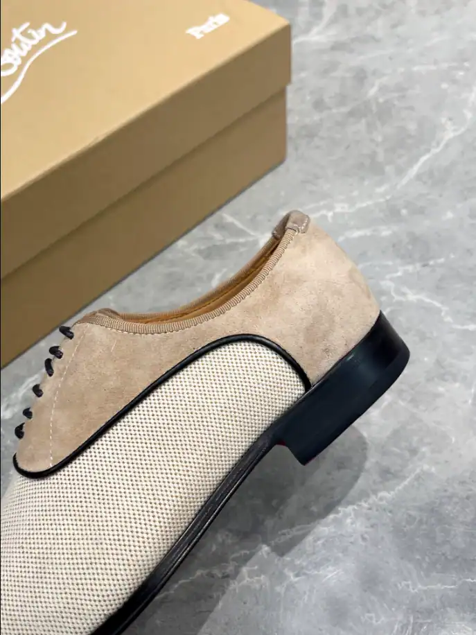 CHRISTIAN-LOUBOUTIN-GREGGO-LDC018-4.webp